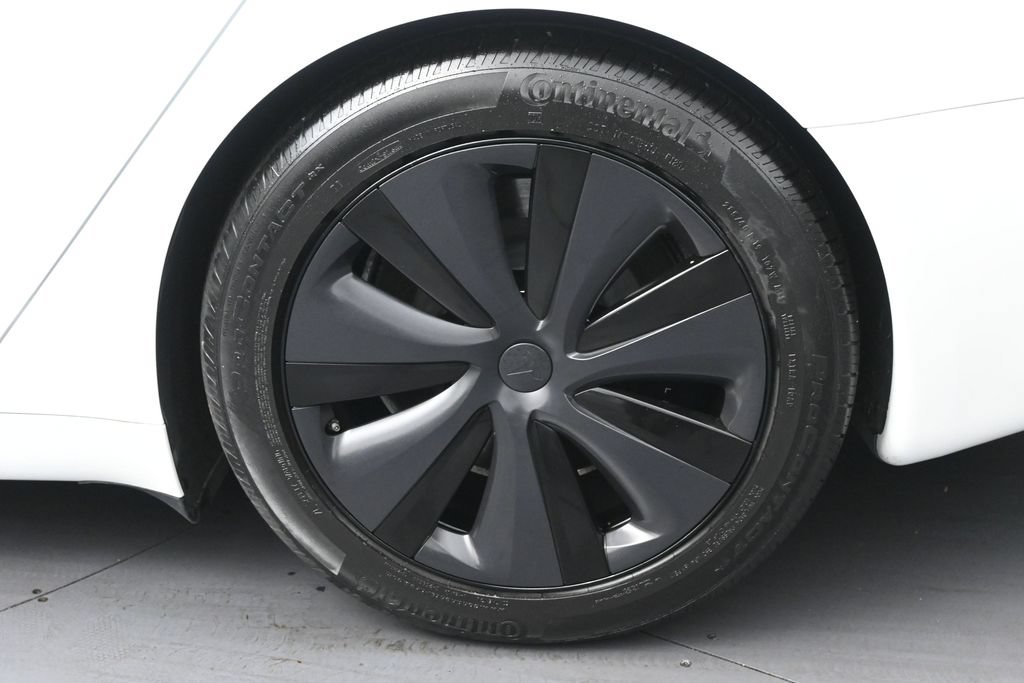 Used 2023 Tesla Model S AWD/4WD image 8