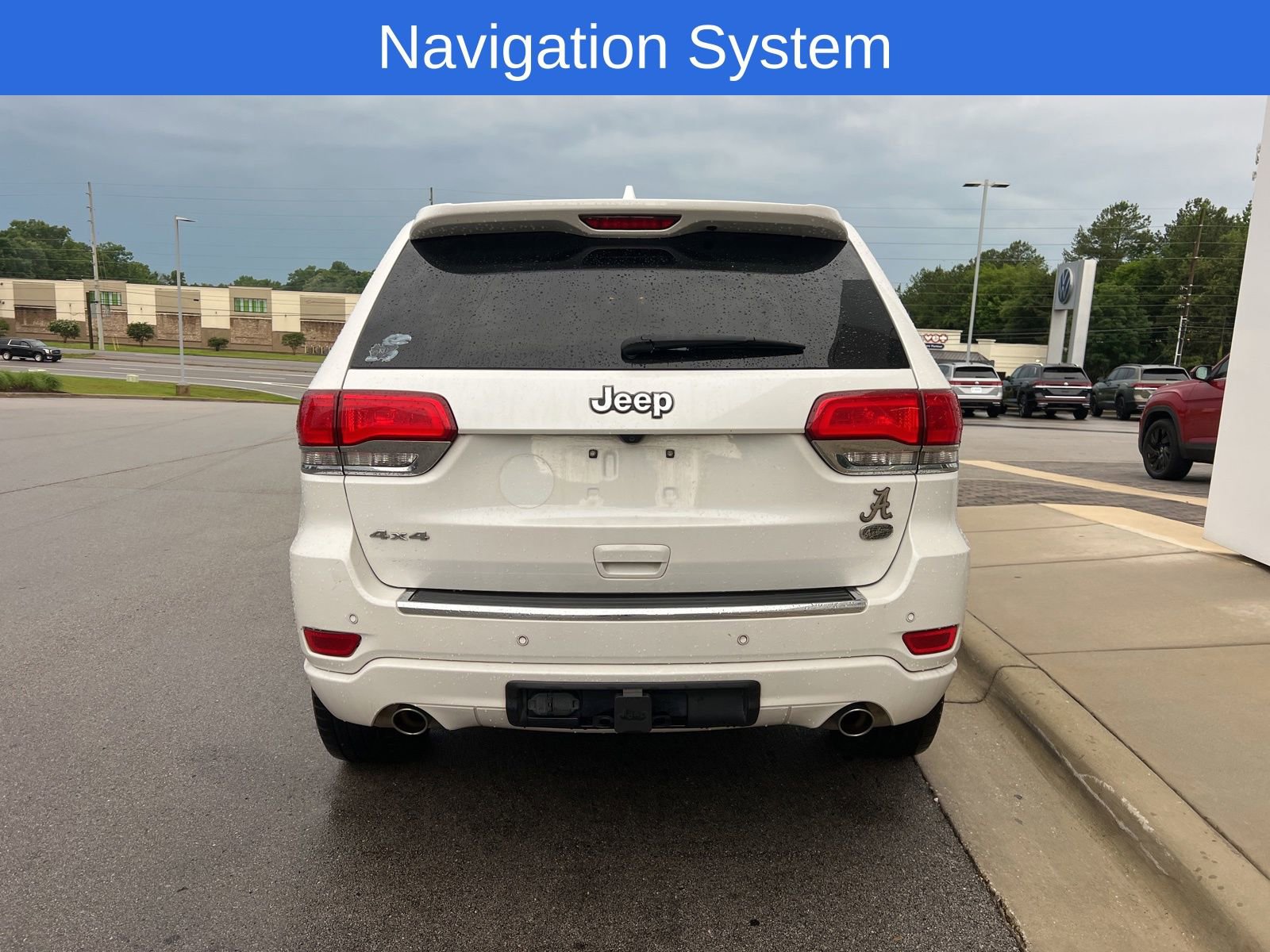 Used 2021 Jeep Grand Cherokee Overland AWD/4WD image 4