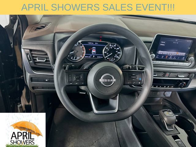 Used 2023 Nissan Rogue SV image 18