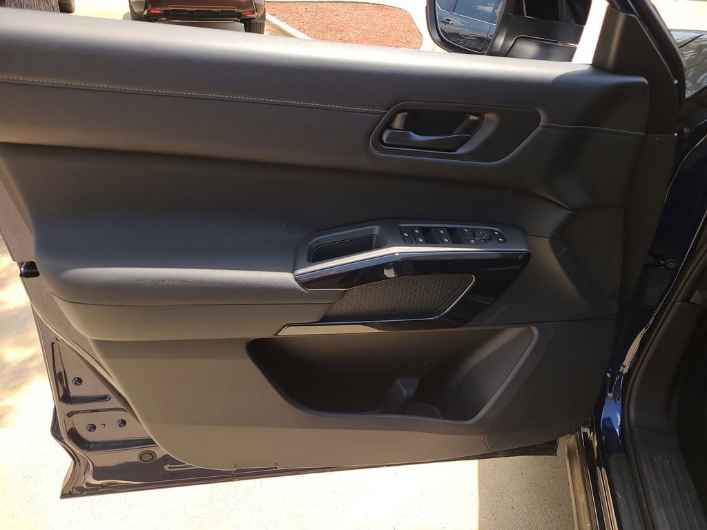 New 2026 Nissan Pathfinder SV FWD image 13
