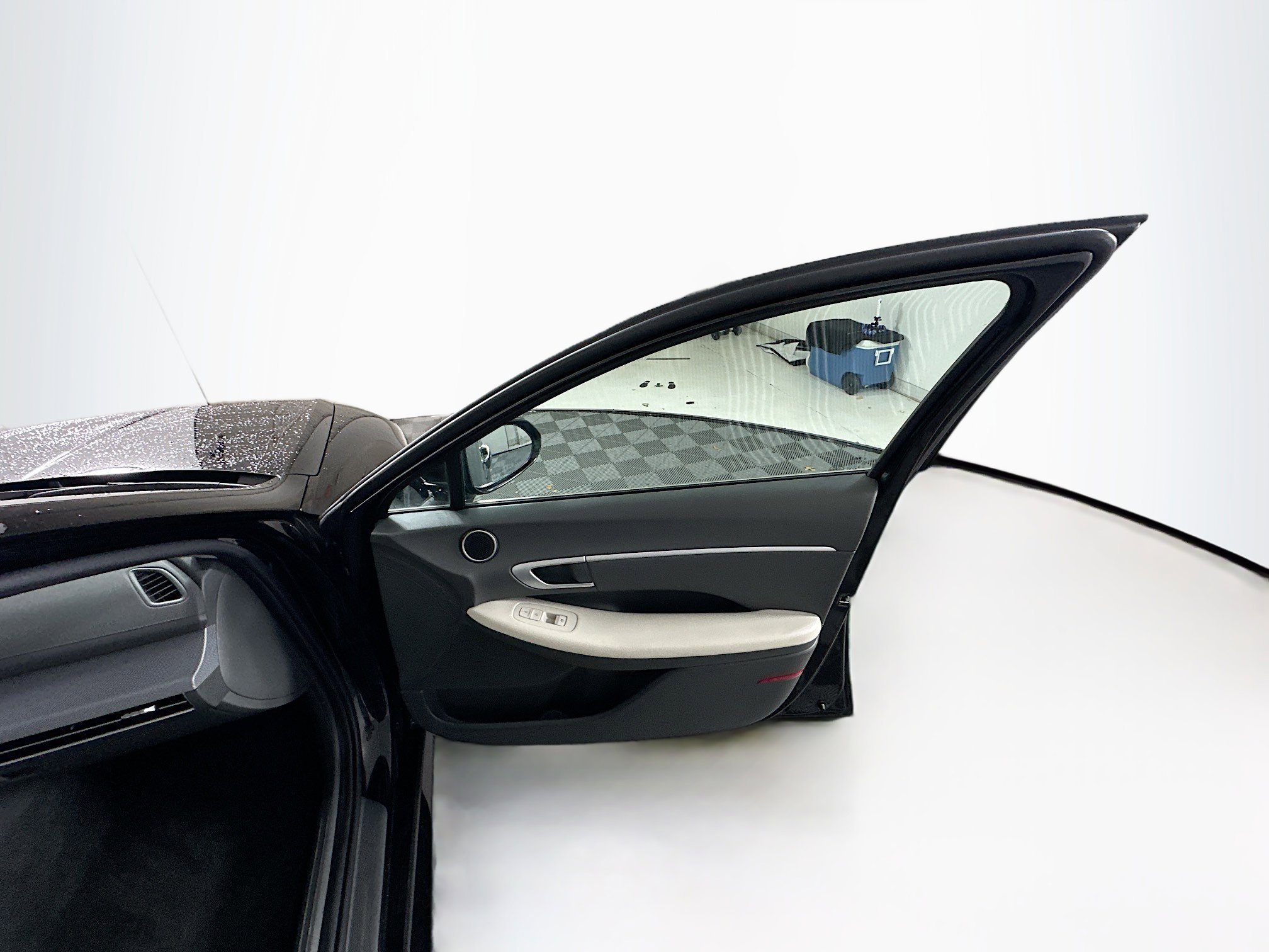 Used 2025 Hyundai Sonata SEL FWD image 31