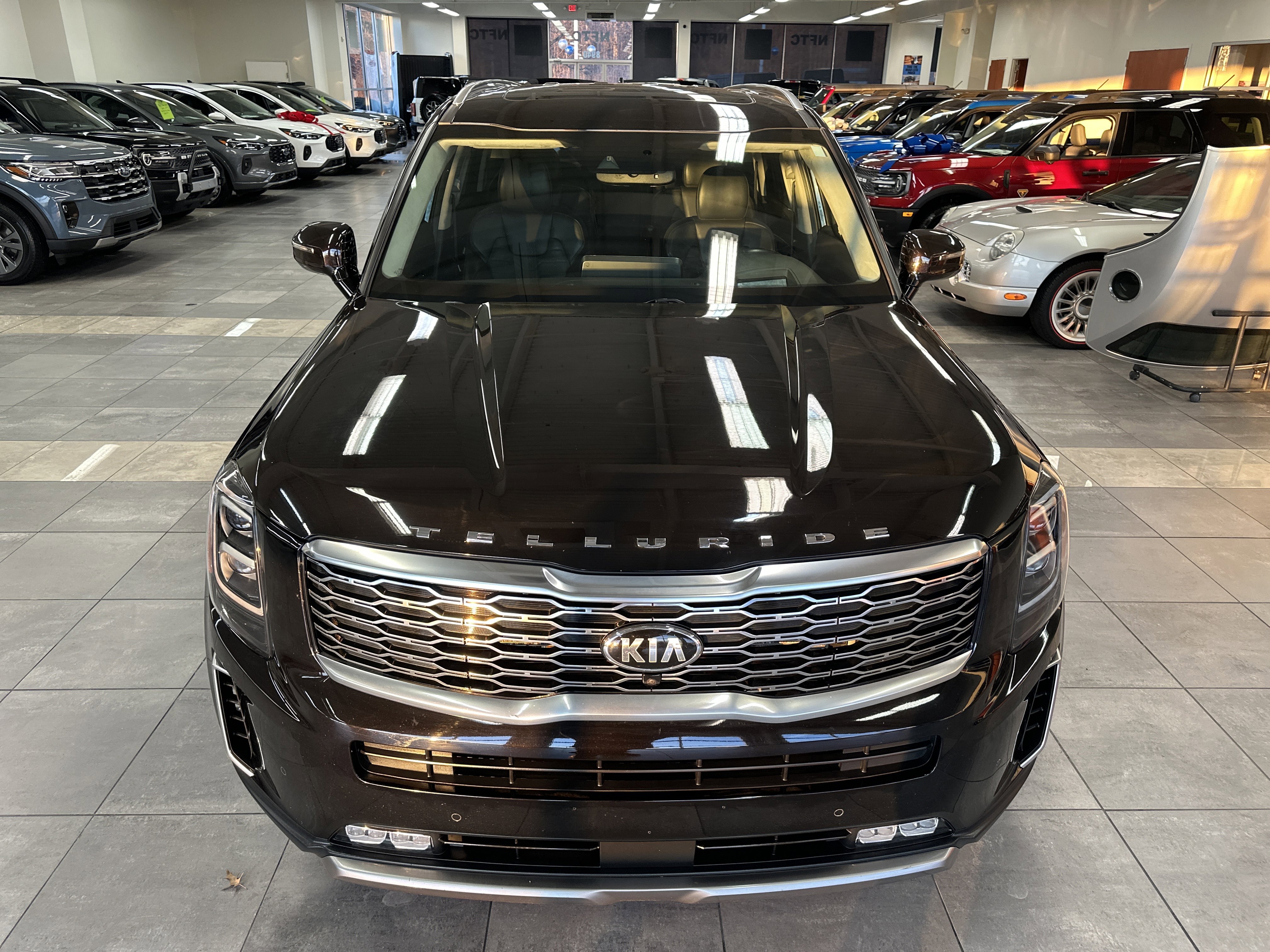 Used 2020 Kia Telluride SX w/ SX Prestige Package image 21
