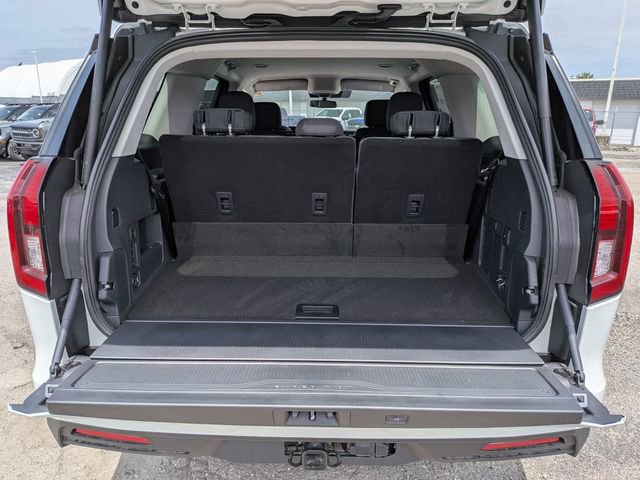 New 2026 Ford Expedition Active RWD image 19