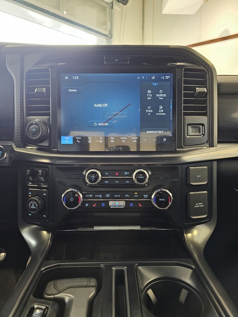 New 2025 Ford F150 Lariat w/ Equipment Group 502A High image 22