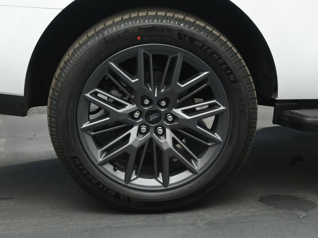 New 2026 Ford Expedition Platinum image 23