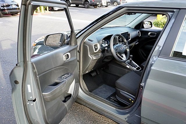 New 2026 Hyundai Venue SE FWD image 38