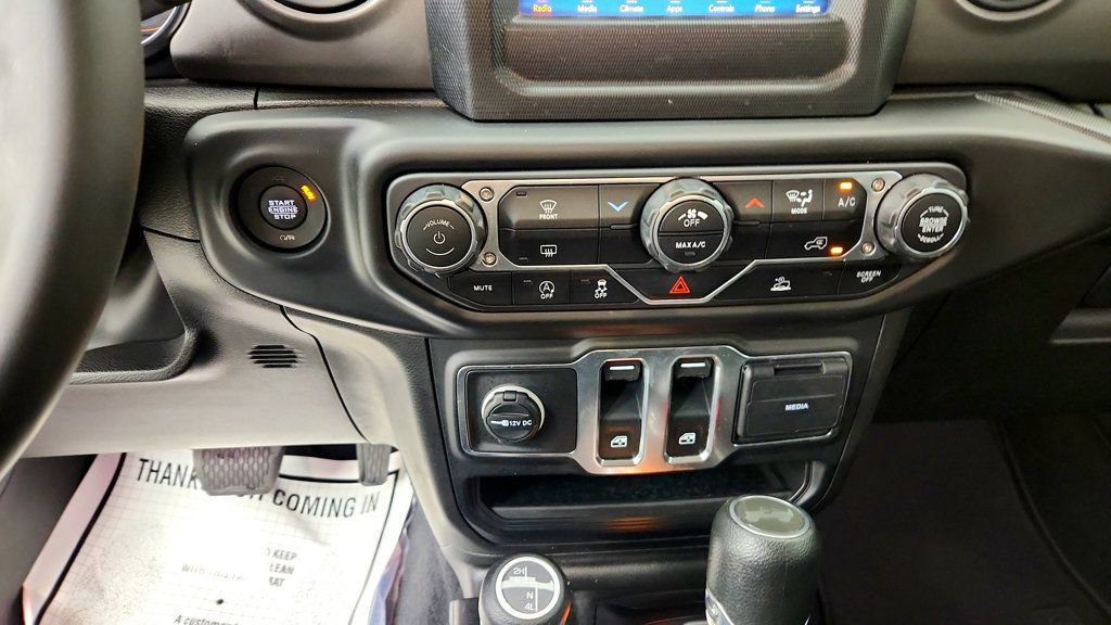 Used 2023 Jeep Wrangler Sport AWD/4WD image 17