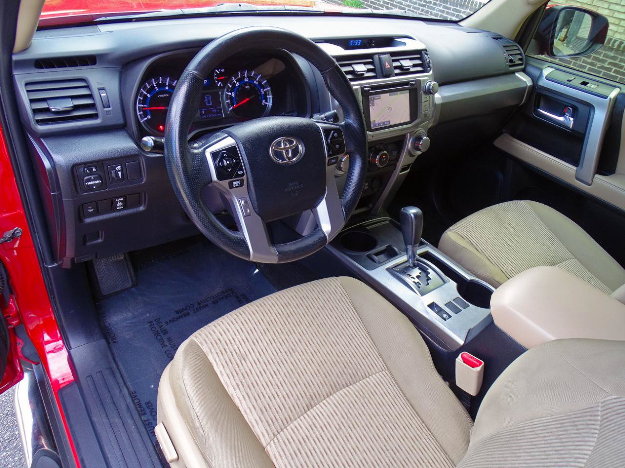 Used 2018 Toyota 4Runner SR5 RWD image 32