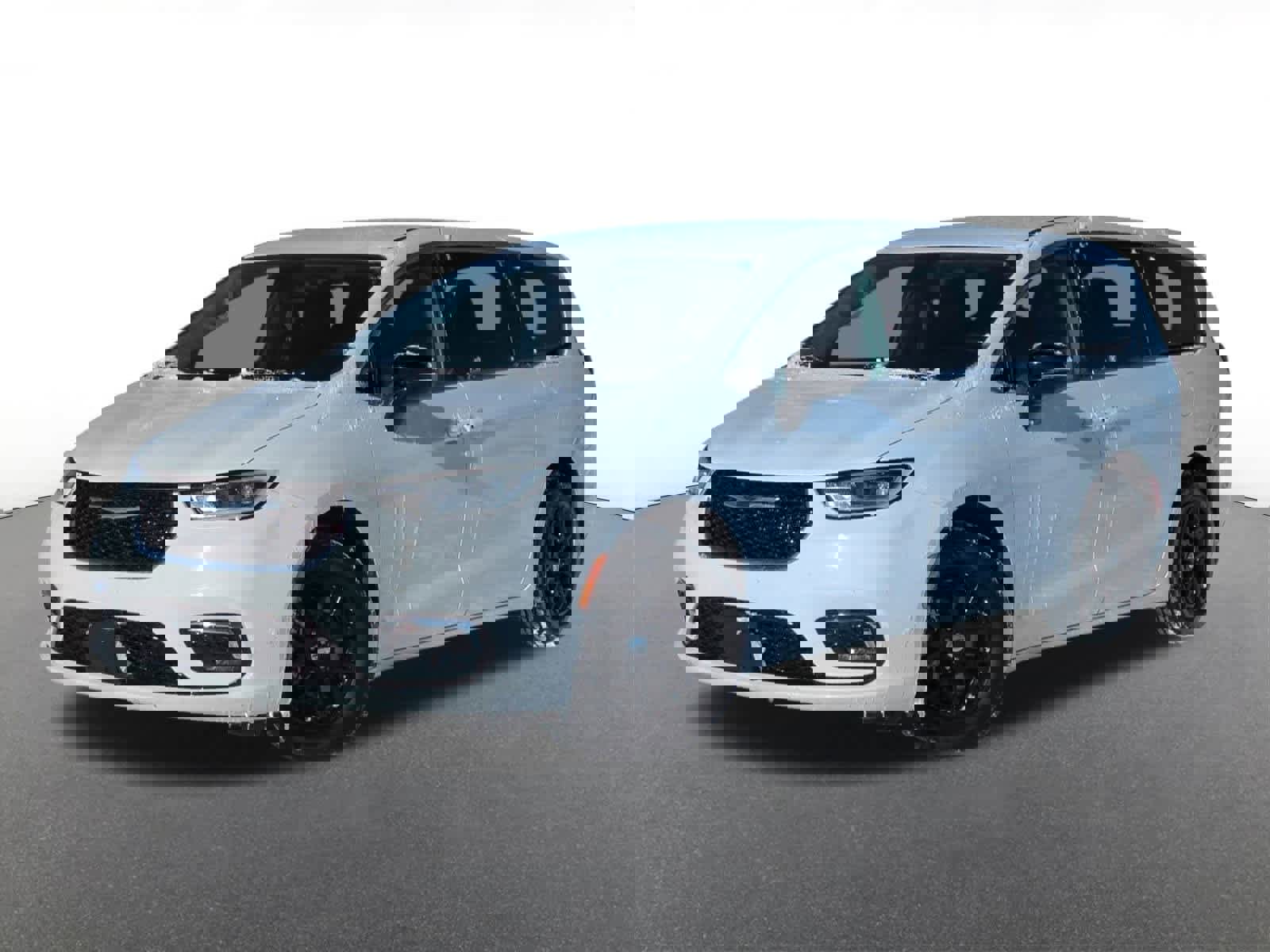 Used 2024 Chrysler Pacifica Touring-L image 1