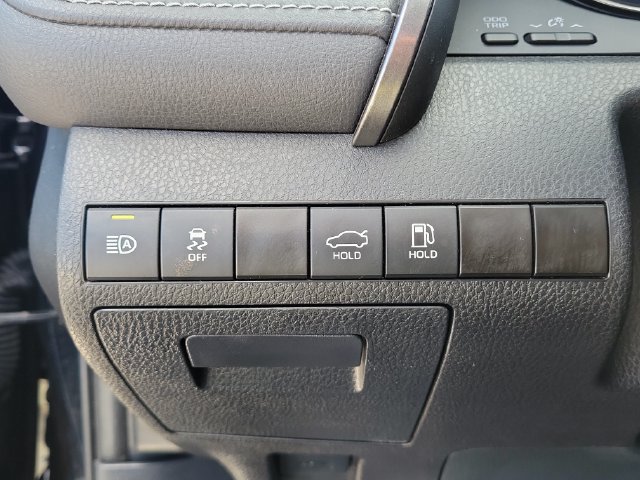Used 2023 Toyota Camry SE FWD image 24