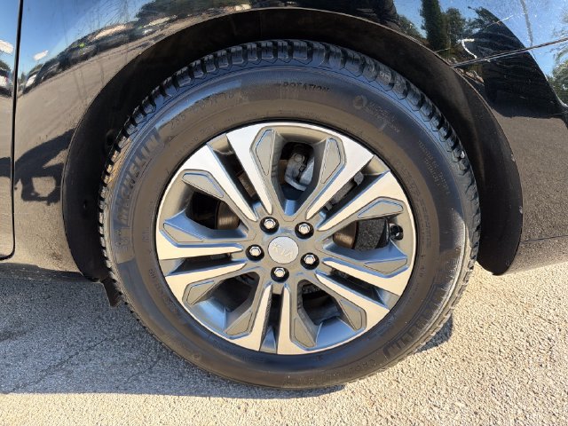 Used 2020 Kia Sedona SX FWD image 31