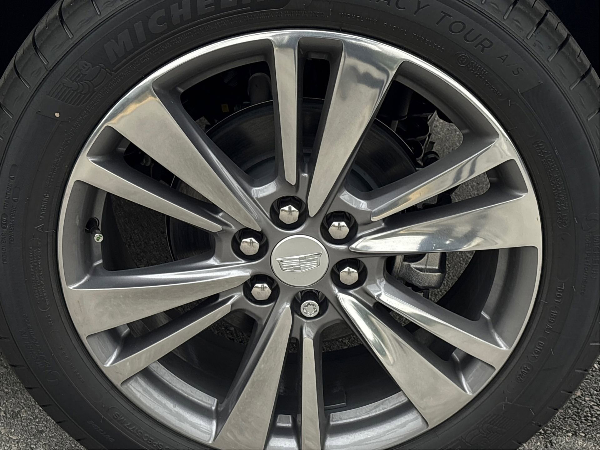 New 2026 Cadillac XT5 Premium Luxury image 13