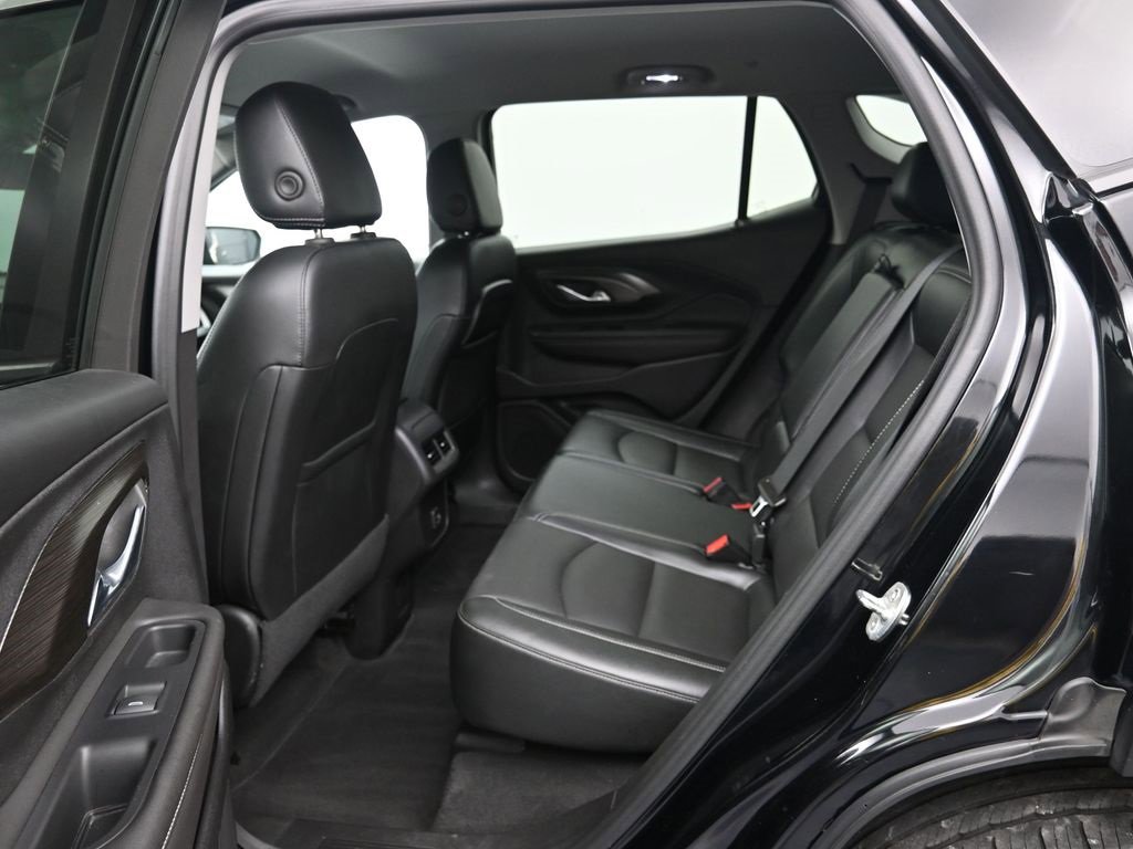 Used 2023 GMC Terrain SLT image 21