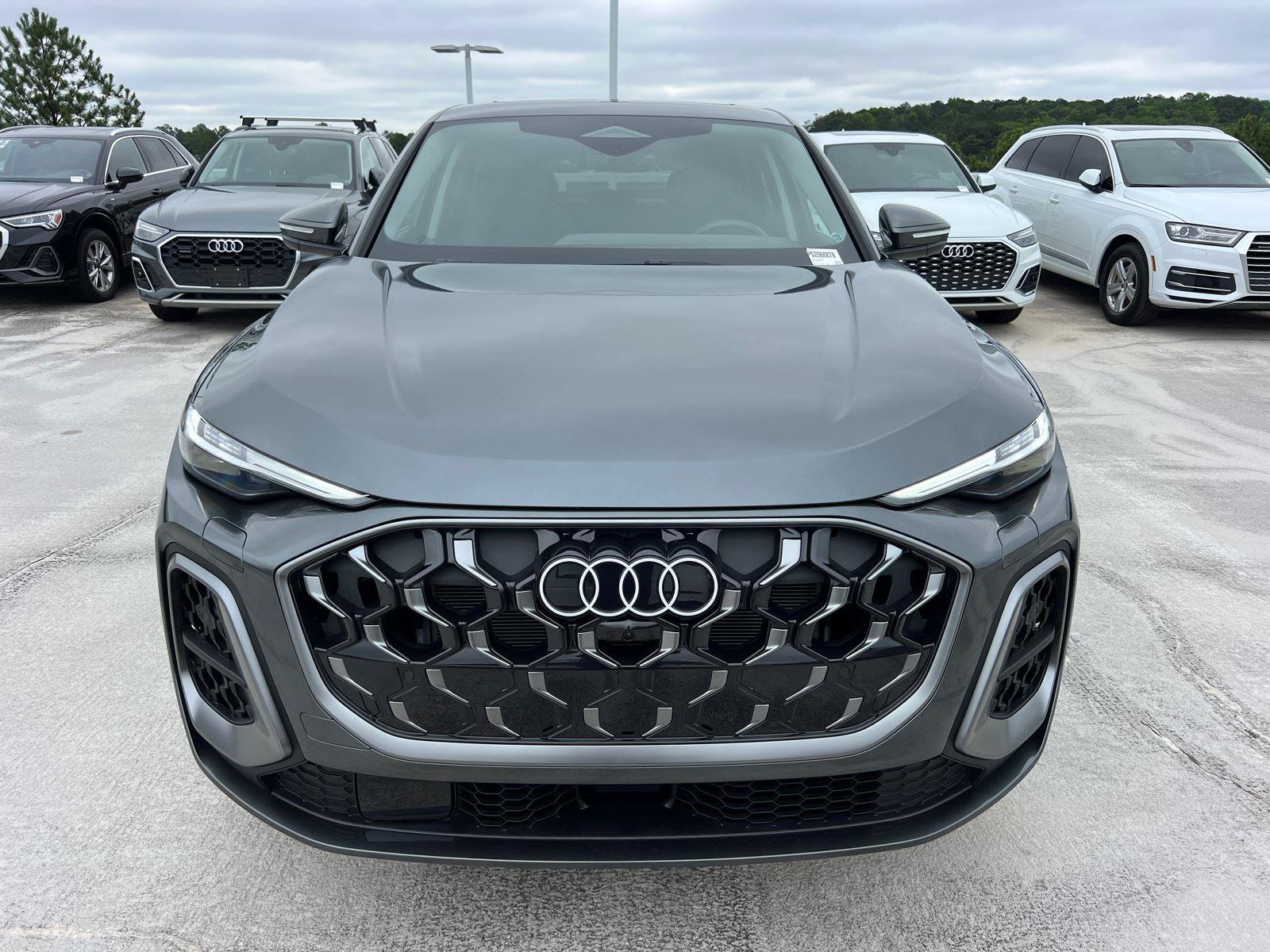 Certified 2025 Audi Q5 Premium Plus AWD/4WD image 2