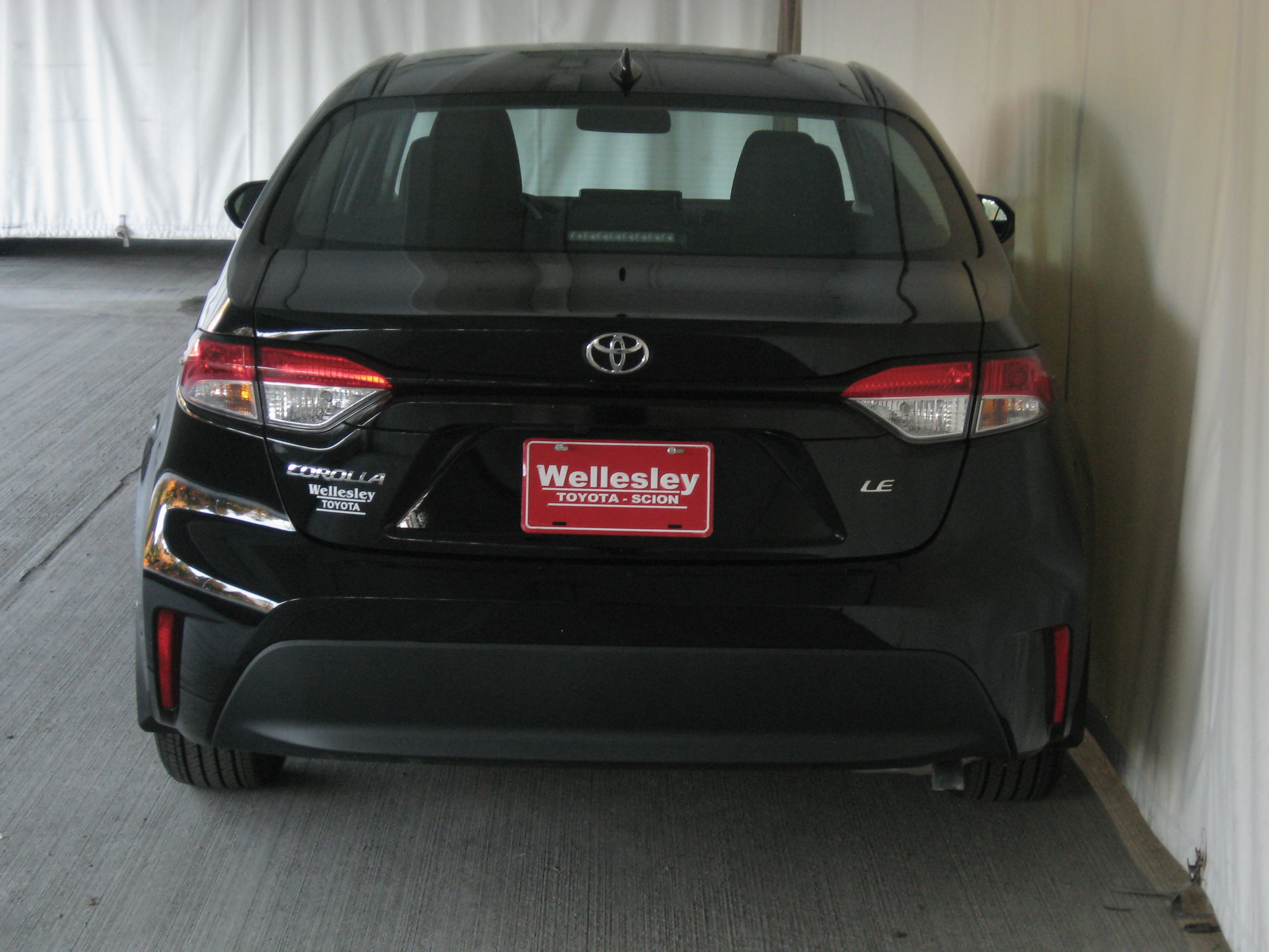 Used 2025 Toyota Corolla LE w/ LE Premium Package image 25