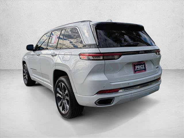 Used 2022 Jeep Grand Cherokee Overland w/ Luxury Tech Group IV image 8