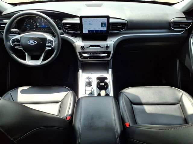 Certified 2023 Ford Explorer XLT w/ Equipment Group 202A AWD/4WD image 12