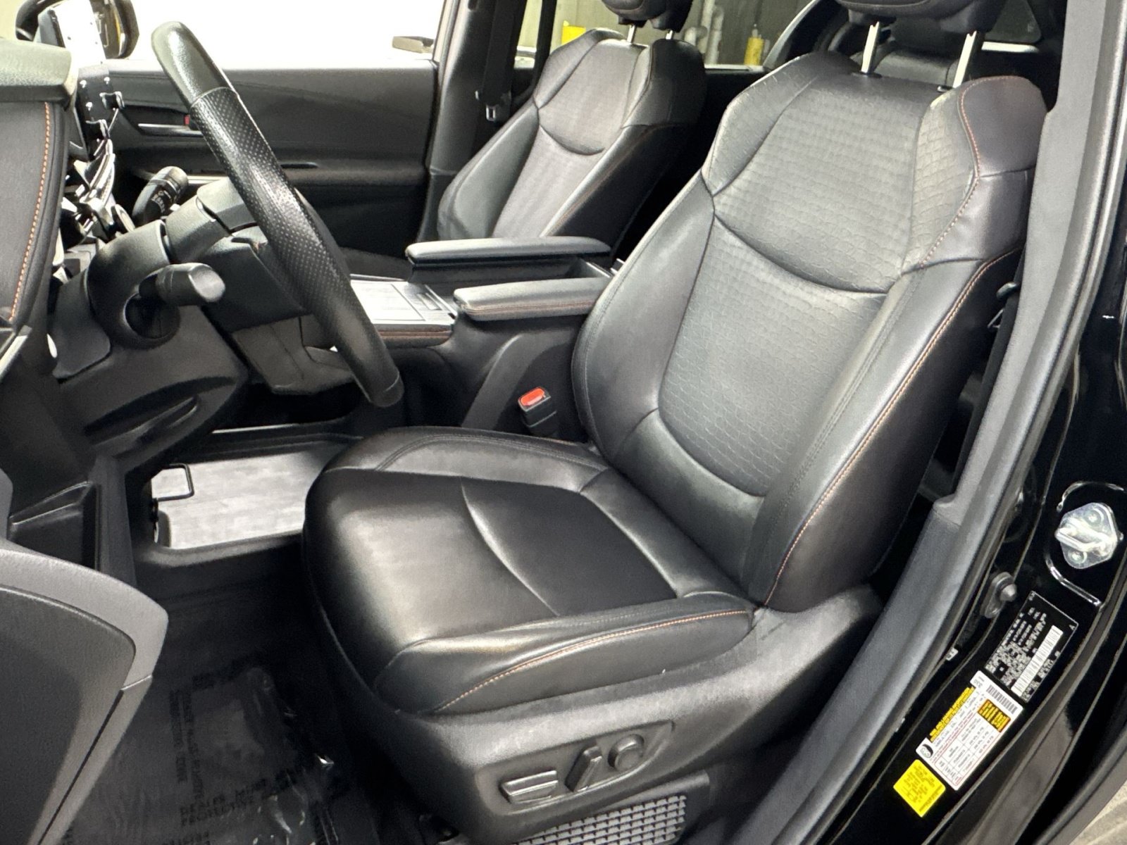 Used 2024 Toyota Sienna XSE w/ XSE Plus Package AWD/4WD image 23