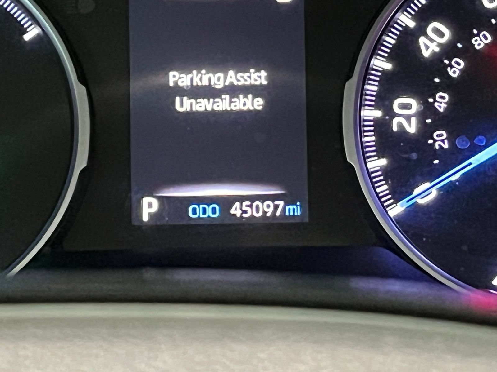 Used 2021 Toyota RAV4 XLE Premium AWD/4WD image 29