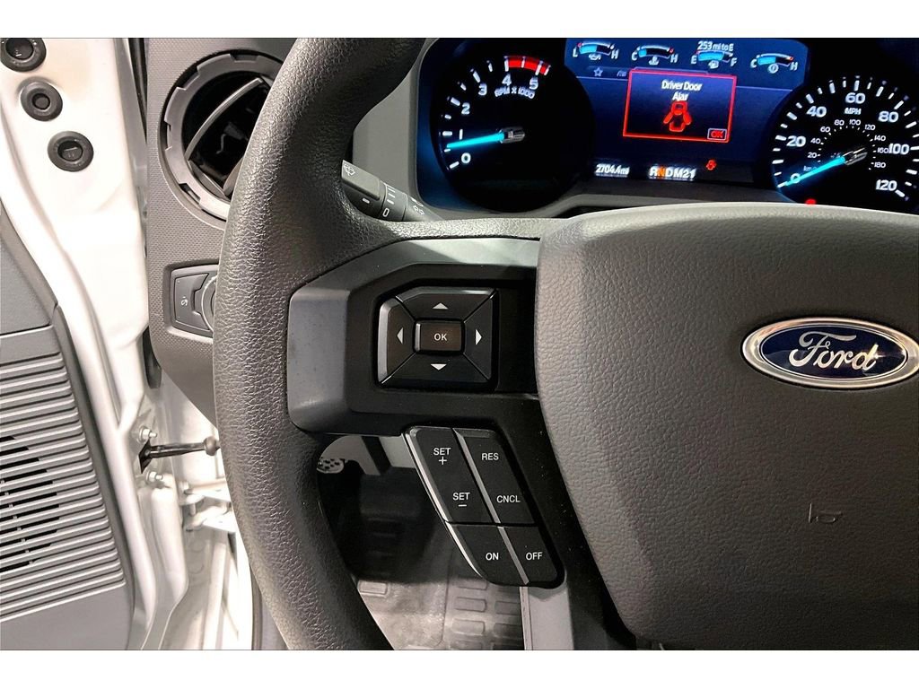 Used 2023 Ford F750 2WD Regular Cab Super Duty image 18
