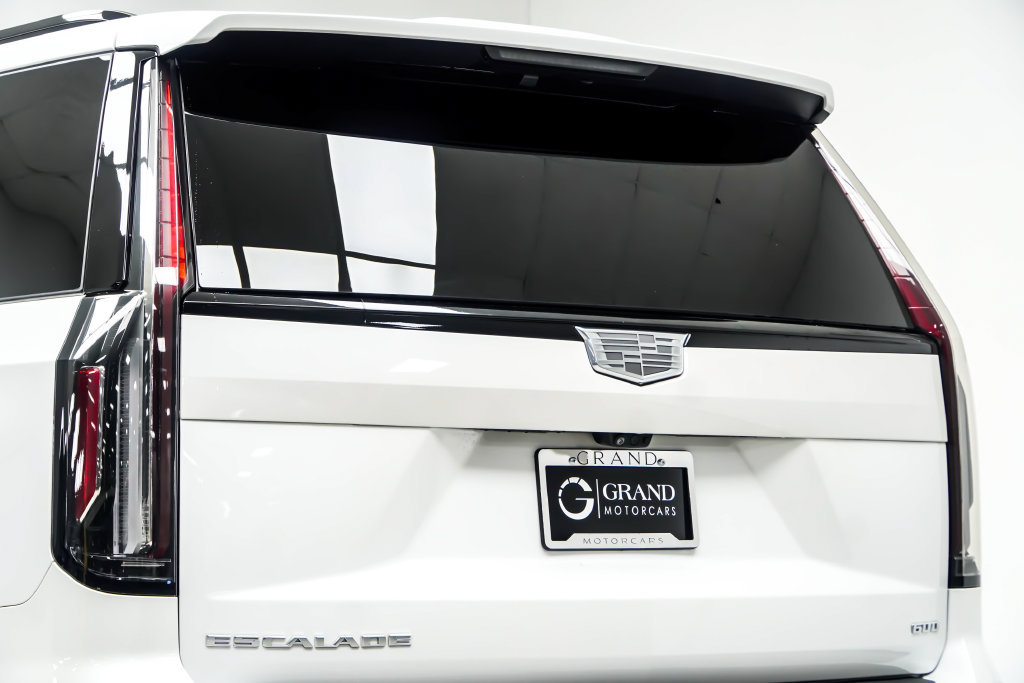 Used 2024 Cadillac Escalade ESV Sport w/ Touring Package AWD/4WD image 19