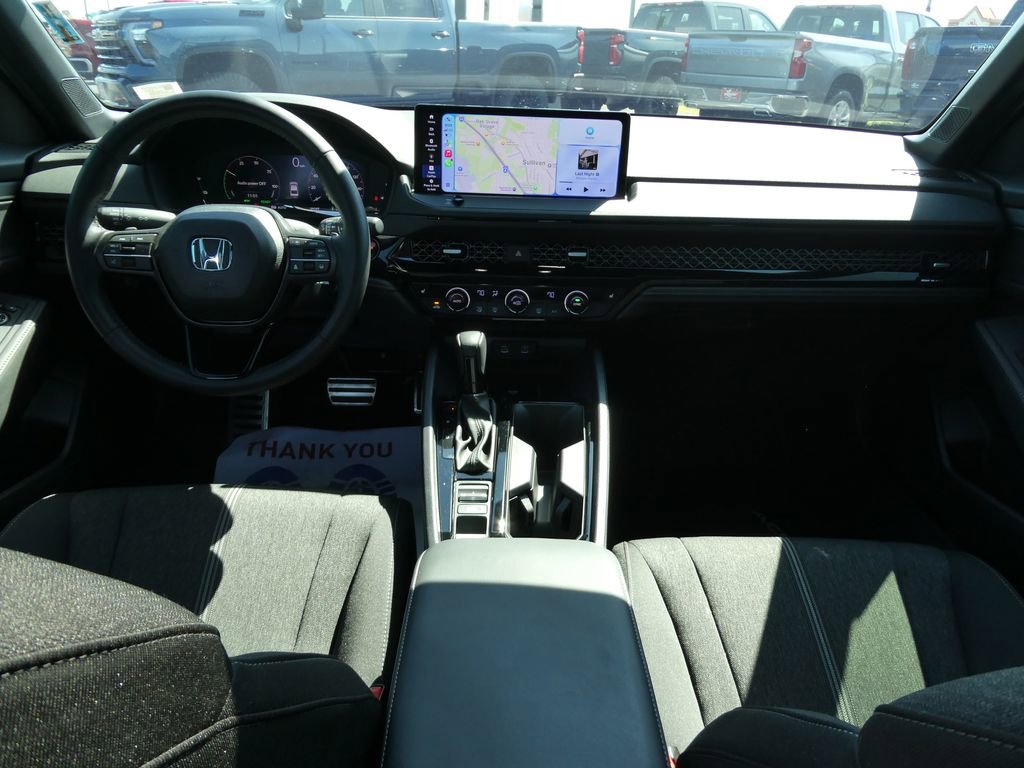 Used 2025 Honda Accord Sport image 17