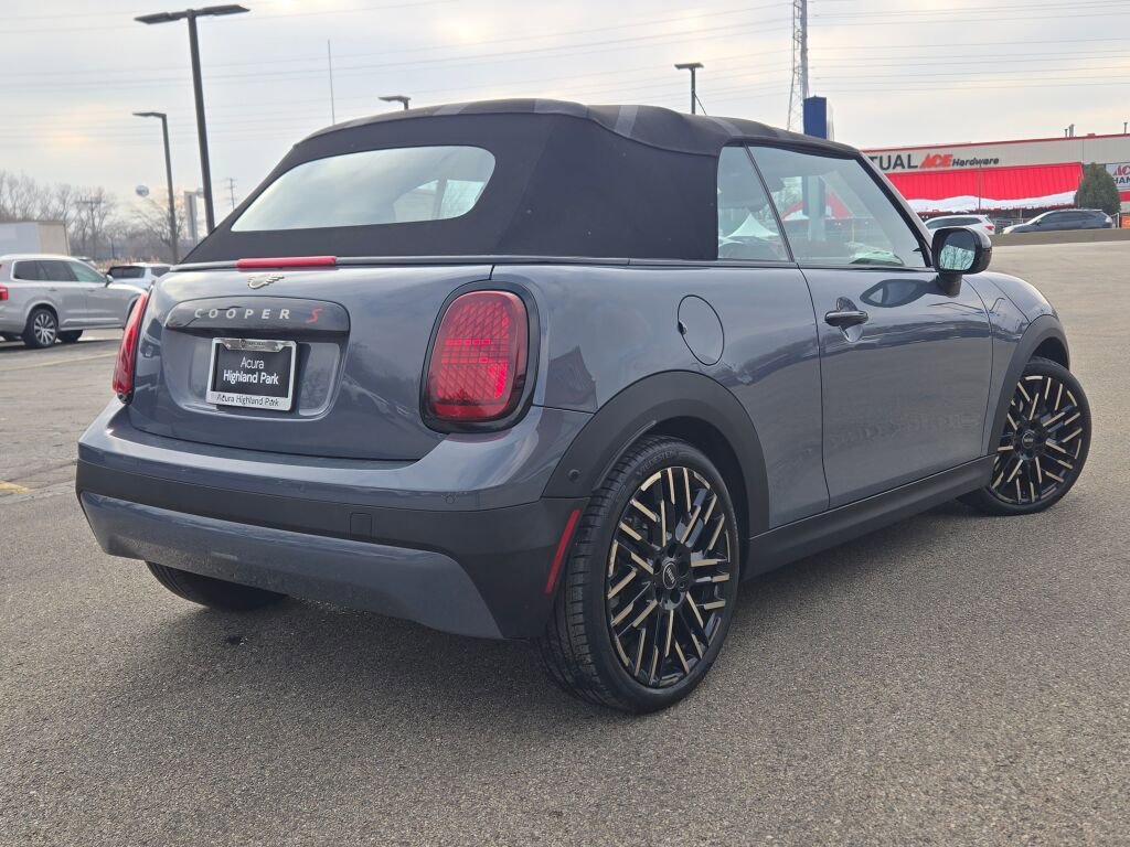 Used 2025 MINI Cooper S image 11