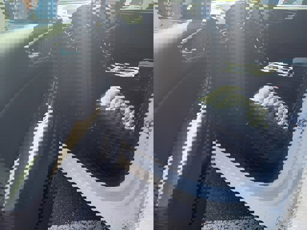 Used 2024 Ford Edge SEL w/ Convenience Package image 13