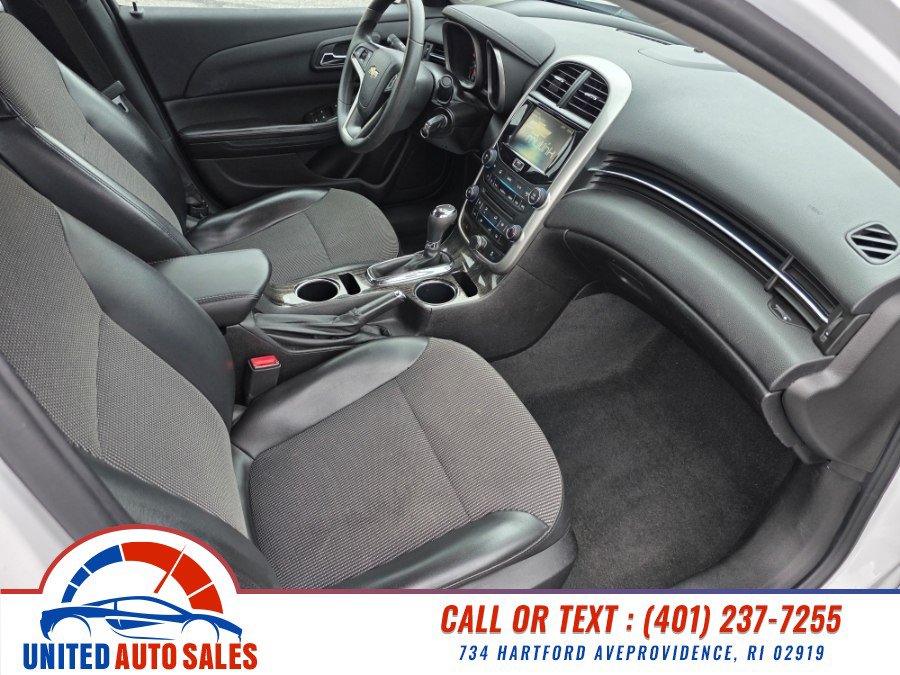 Used 2016 Chevrolet Malibu LT w/ Power Convenience Package FWD image 13