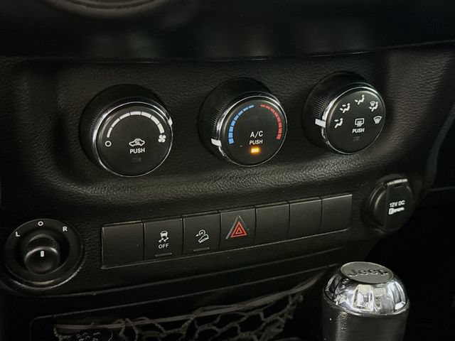 Used 2017 Jeep Wrangler Unlimited Sport w/ Quick Order Package 24S AWD/4WD image 13