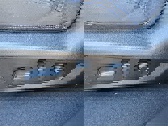 Used 2025 Subaru Forester Limited image 16