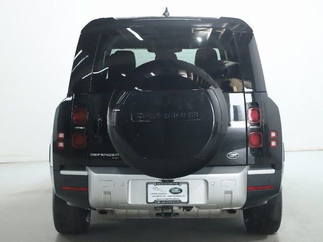 Certified 2023 Land Rover Defender 130 SE AWD/4WD image 44