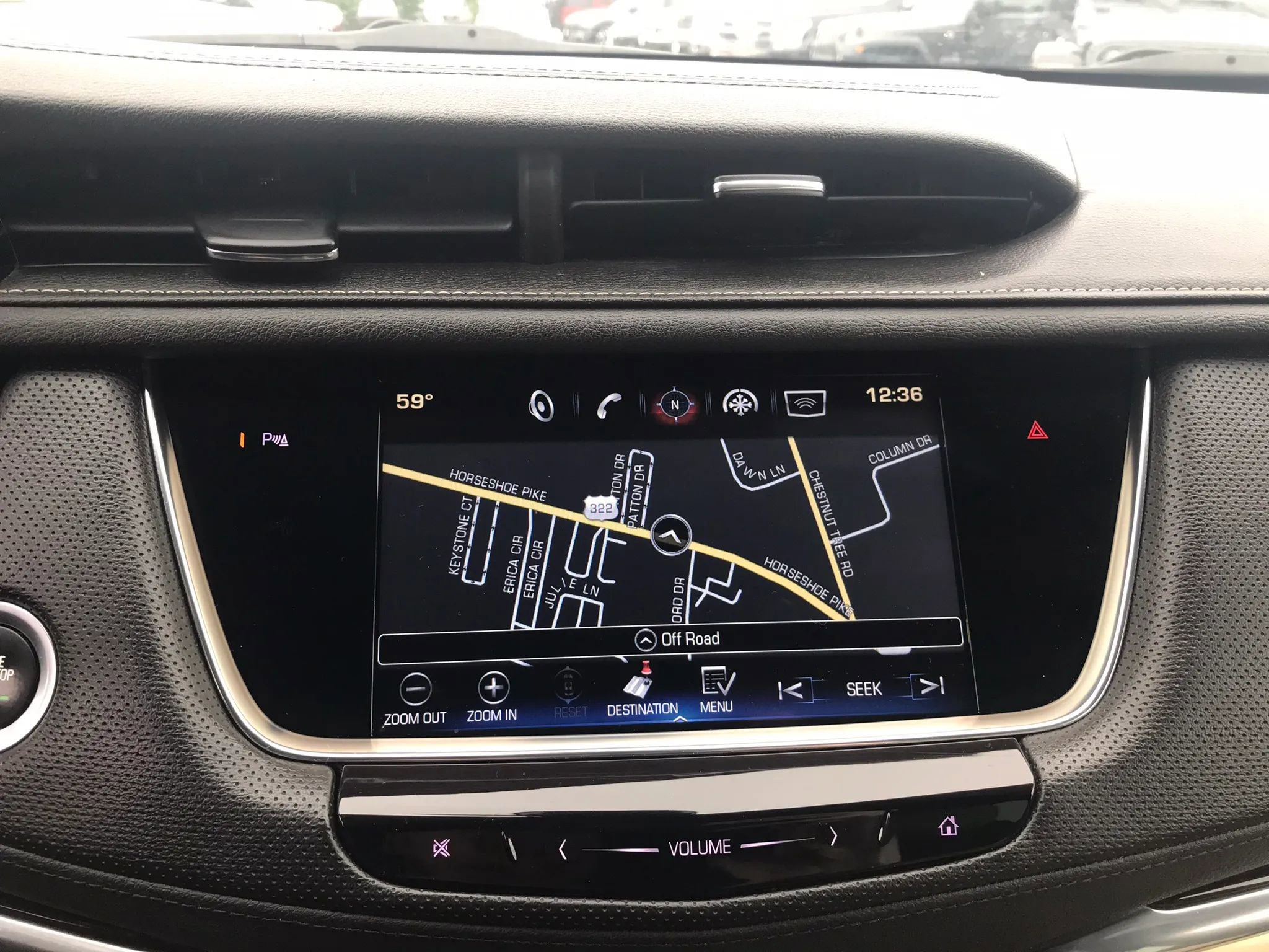 Used 2017 Cadillac XT5 Luxury w/ Driver Awareness Package AWD/4WD image 26