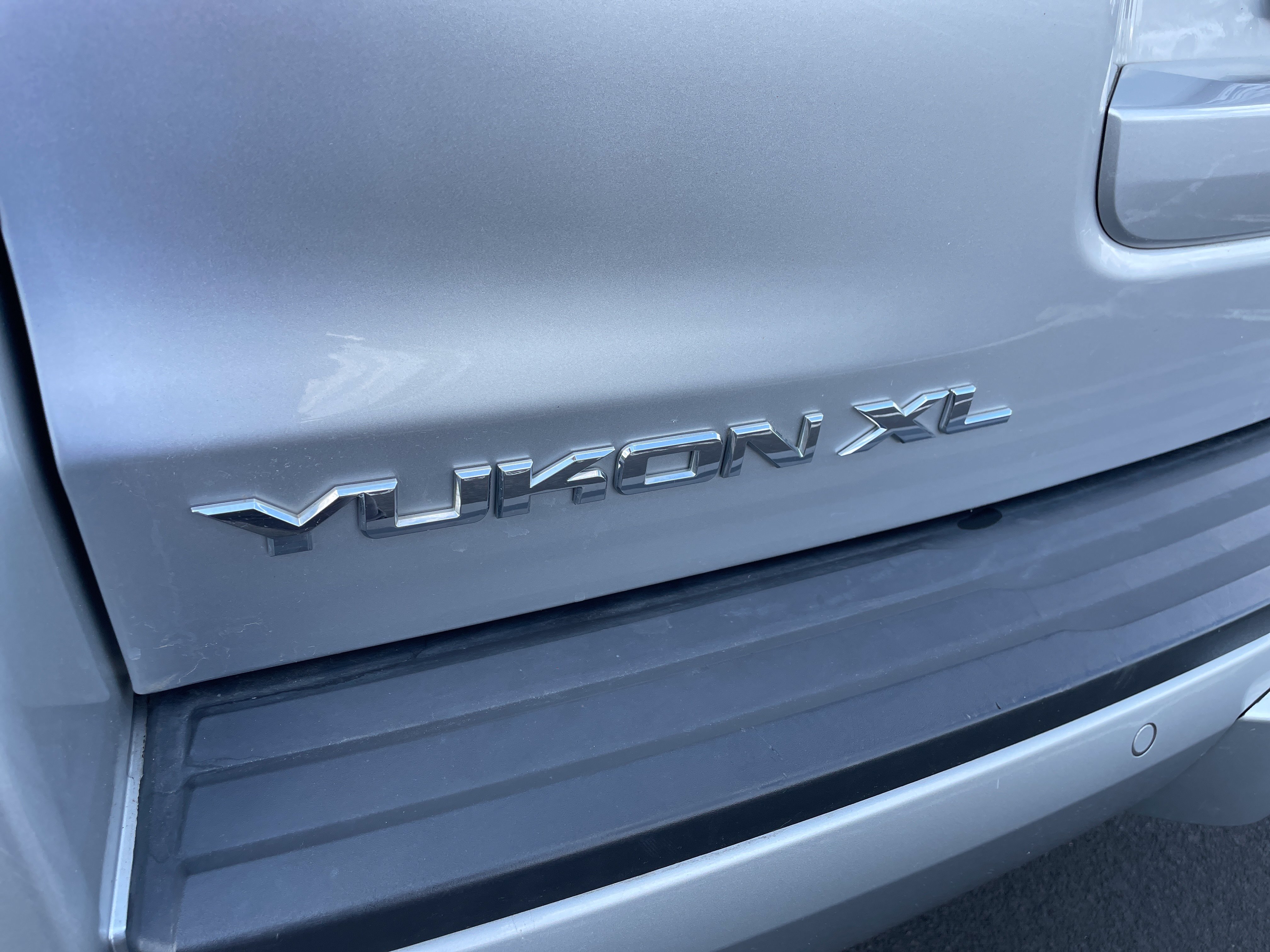 Used 2020 GMC Yukon XL SLT RWD image 28