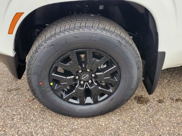 New 2026 Nissan Frontier SV image 9