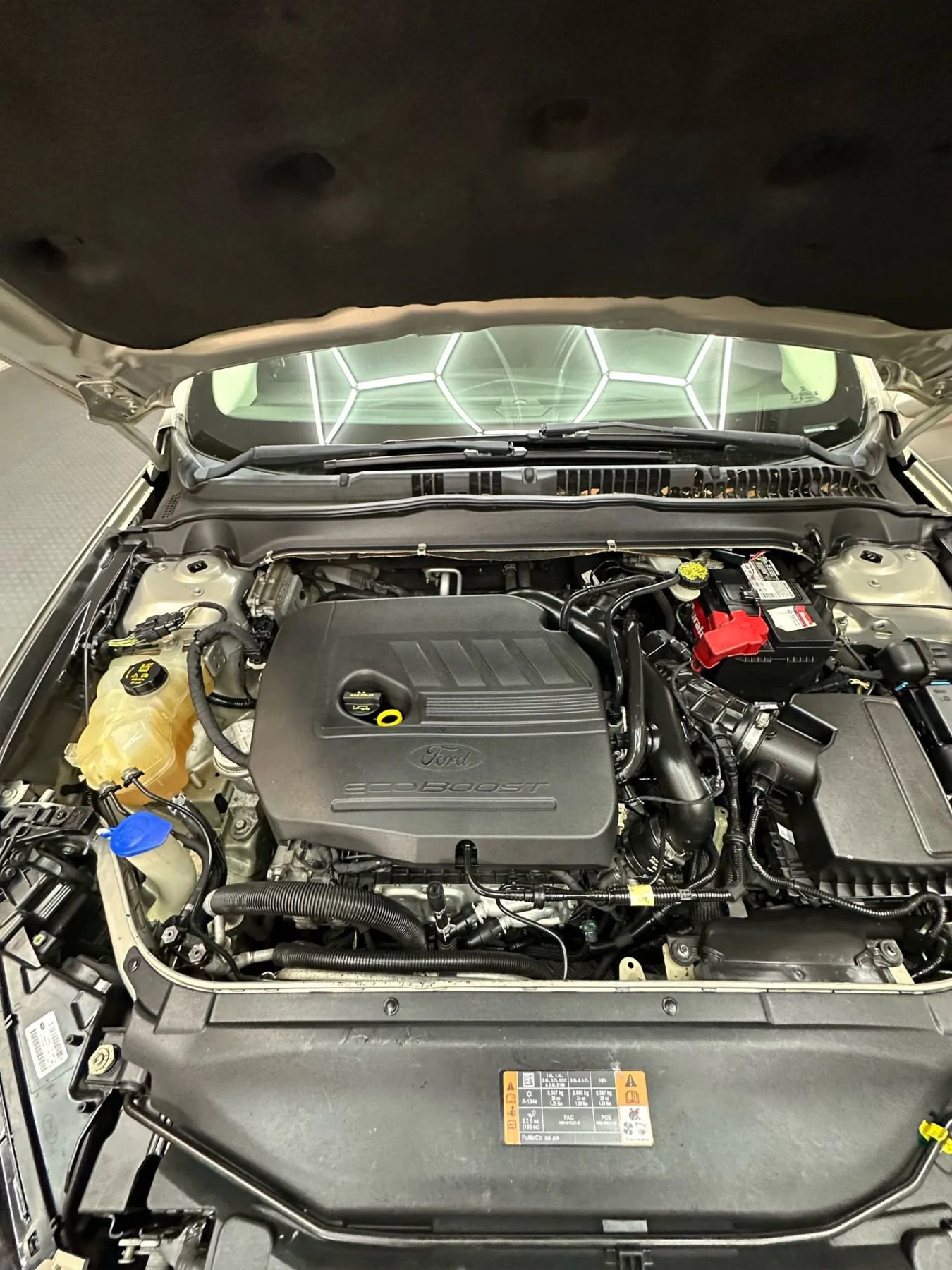 Used 2016 Ford Fusion SE image 30