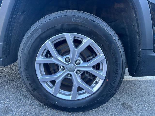 Used 2022 Jeep Grand Cherokee L Limited image 4