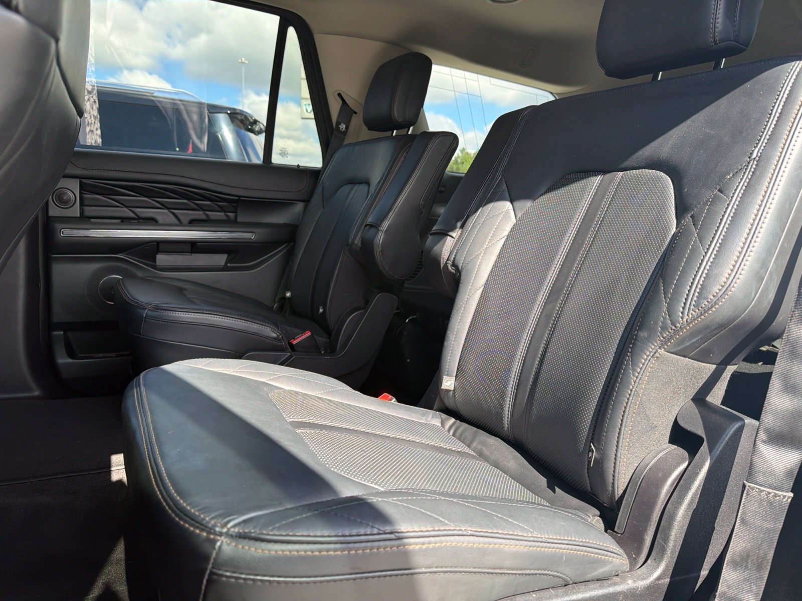 Used 2020 Ford Expedition Platinum RWD image 12