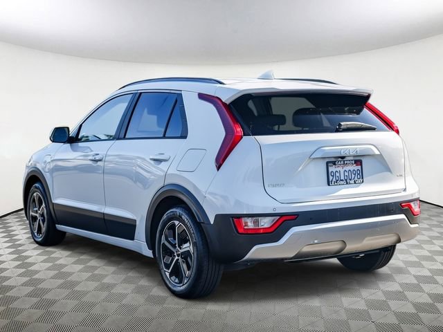 Certified 2023 Kia Niro EX FWD image 8