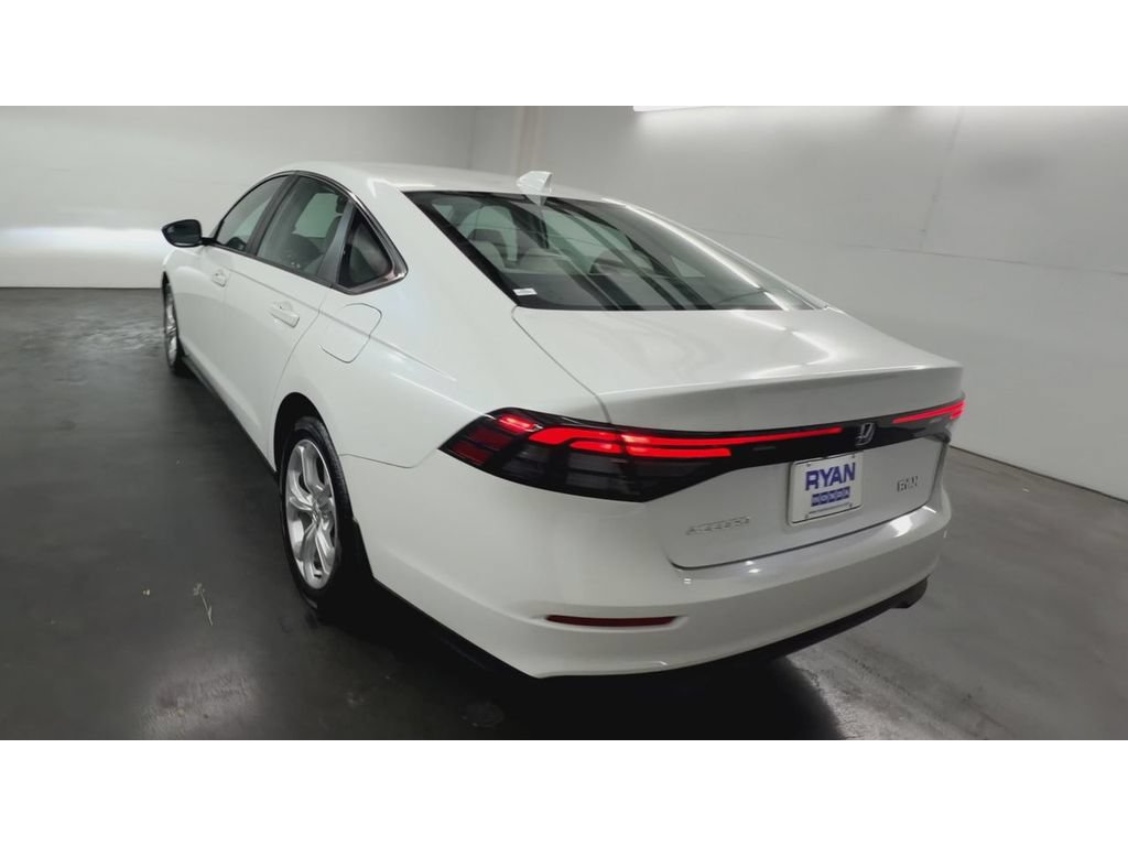 Used 2023 Honda Accord LX image 7
