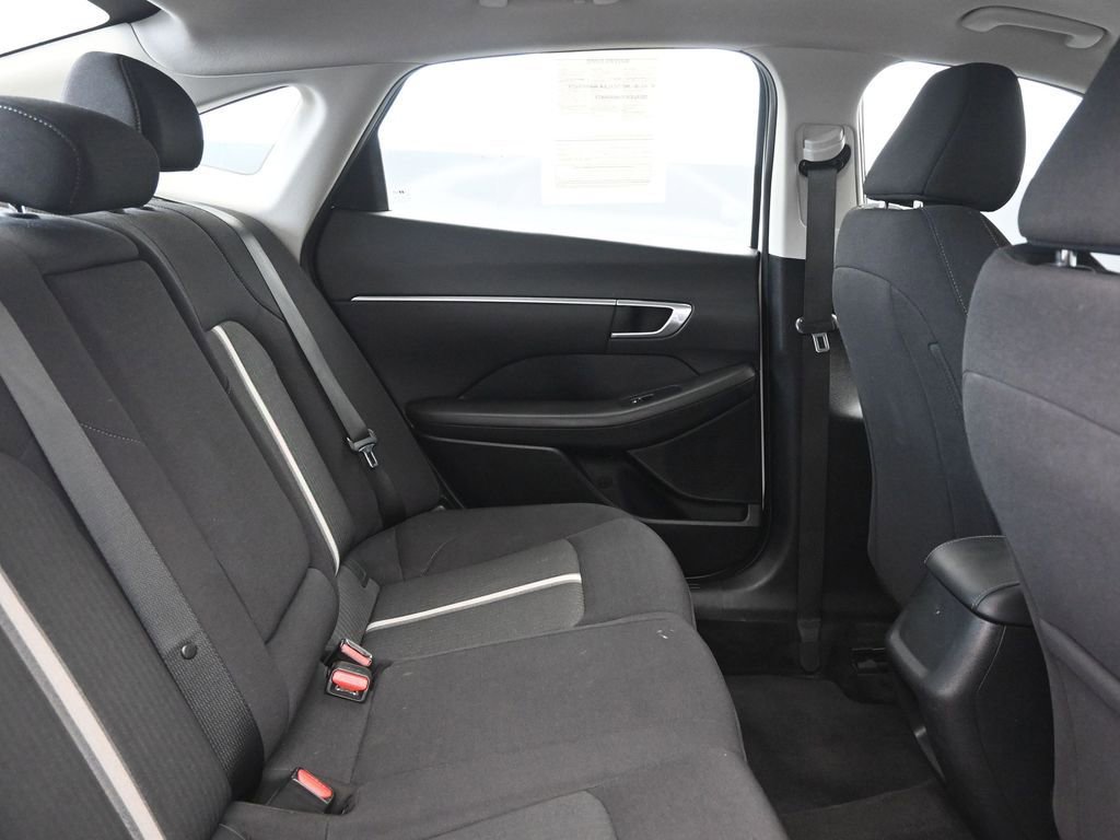 Used 2023 Hyundai Sonata SEL w/ Cargo Package image 13