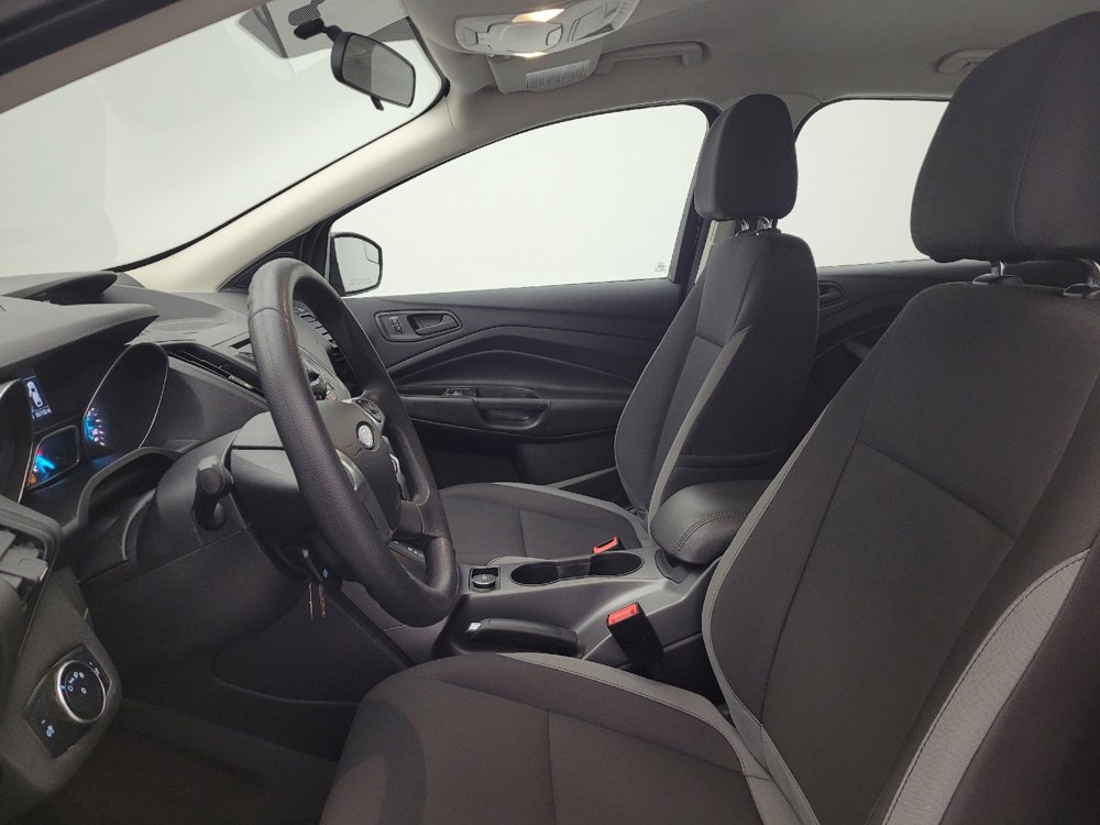 Used 2016 Ford Escape S image 17