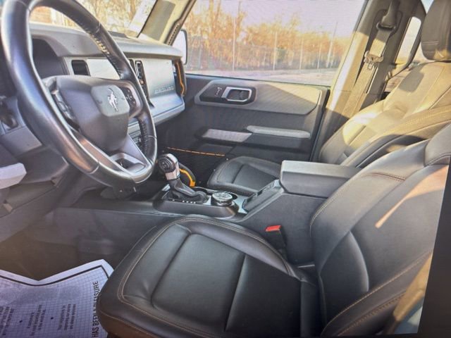 Used 2023 Ford Bronco Badlands image 9