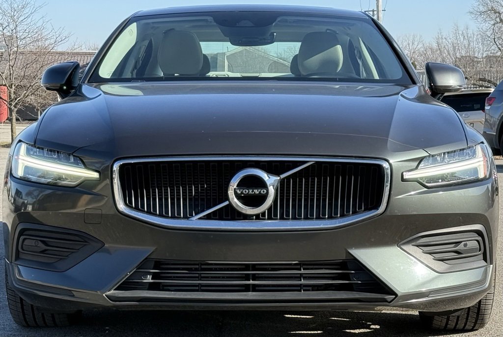 Used 2019 Volvo S60 T5 Momentum w/ Premium Package image 8