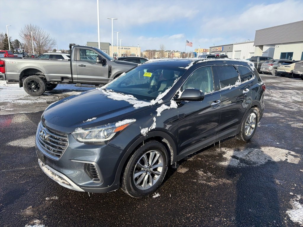 Used 2017 Hyundai Santa Fe SE image 9