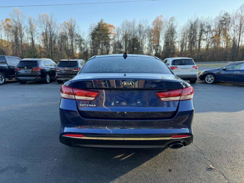 Used 2017 Kia Optima LX image 6