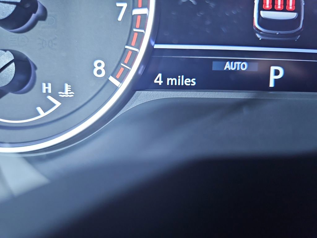 New 2025 Nissan Pathfinder SV image 16