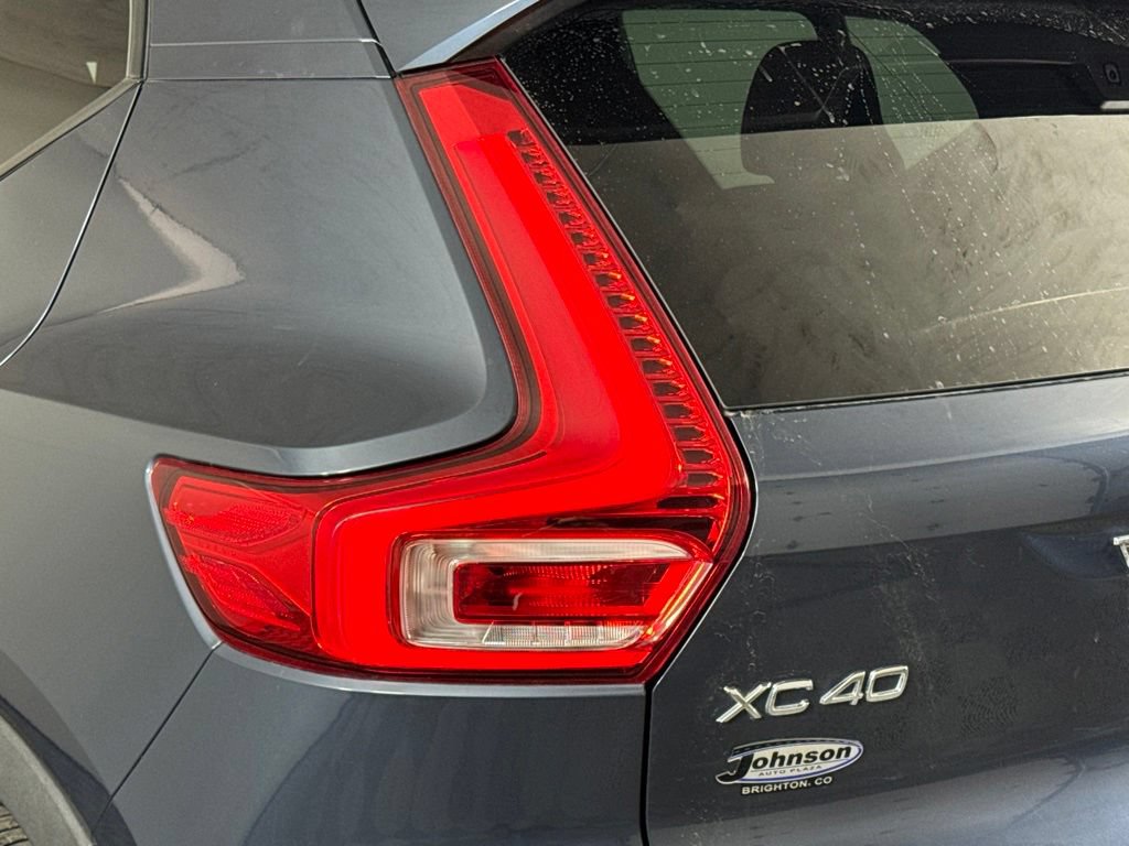 Used 2022 Volvo XC40 T5 Momentum AWD/4WD image 51