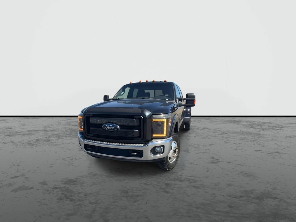 Used 2016 Ford F350 Lariat w/ Lariat Interior Package image 3