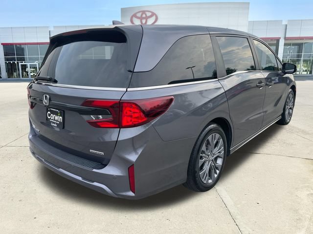 Used 2025 Honda Odyssey Touring image 5